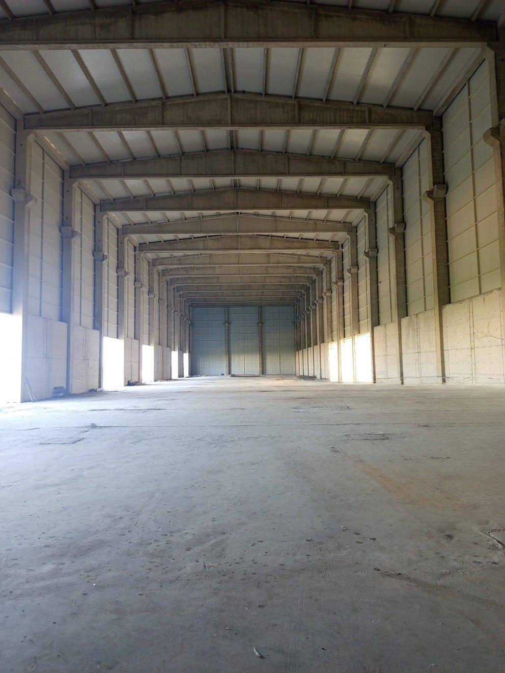 Mersin deposunun içi, 15 metre tavan yüksekliği